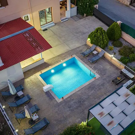 Alex With Private Pool And Jacuzzi Villa Prinés