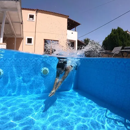 Alex With Private Pool And Jacuzzi