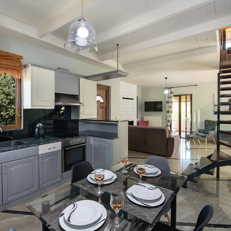 Alex With Private Pool And Jacuzzi Villa