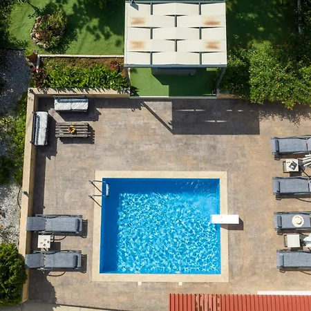 Alex With Private Pool And Jacuzzi Villa *